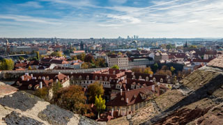 Vedere spre oraș de pe Cetatea din Praga, Cehia