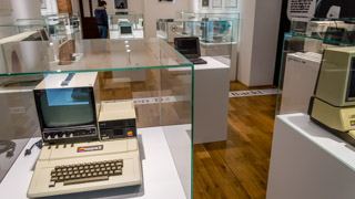 Die Computer im Apple-Museum, Prag, Tschechien