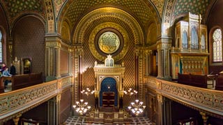Die Innenansicht der spanischen Synagoge, Prag, Tschechien