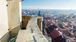 Widok z dzwonnicy kościoła św. Mikołaja, Praga, Czechy